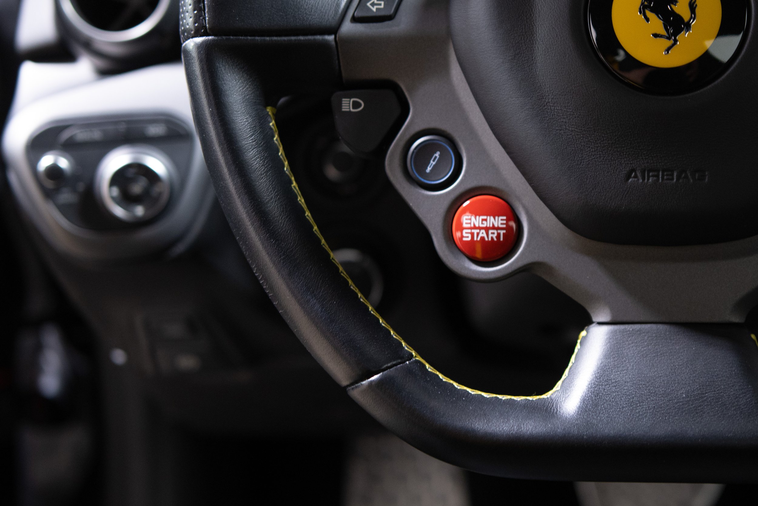 2014 Ferrari F12 Berlinetta-52.jpg