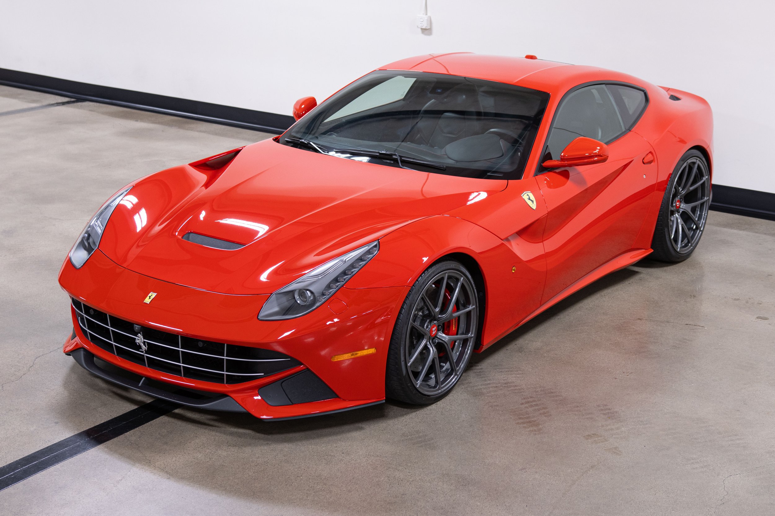 ferrari f12 red