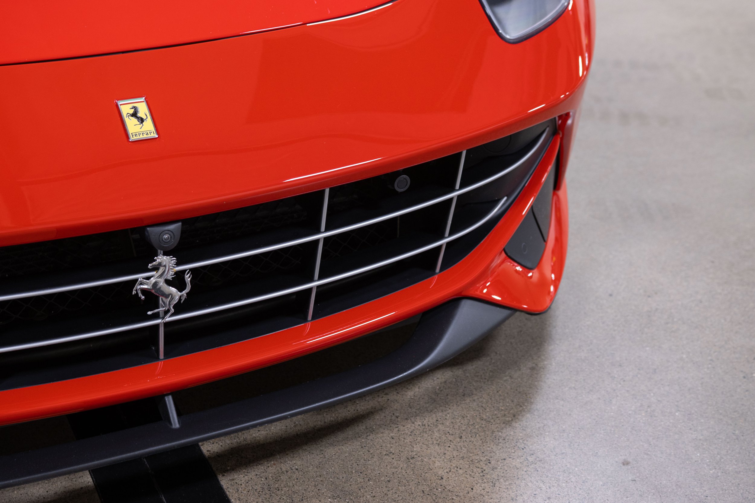 2014 Ferrari F12 Berlinetta -24.jpg