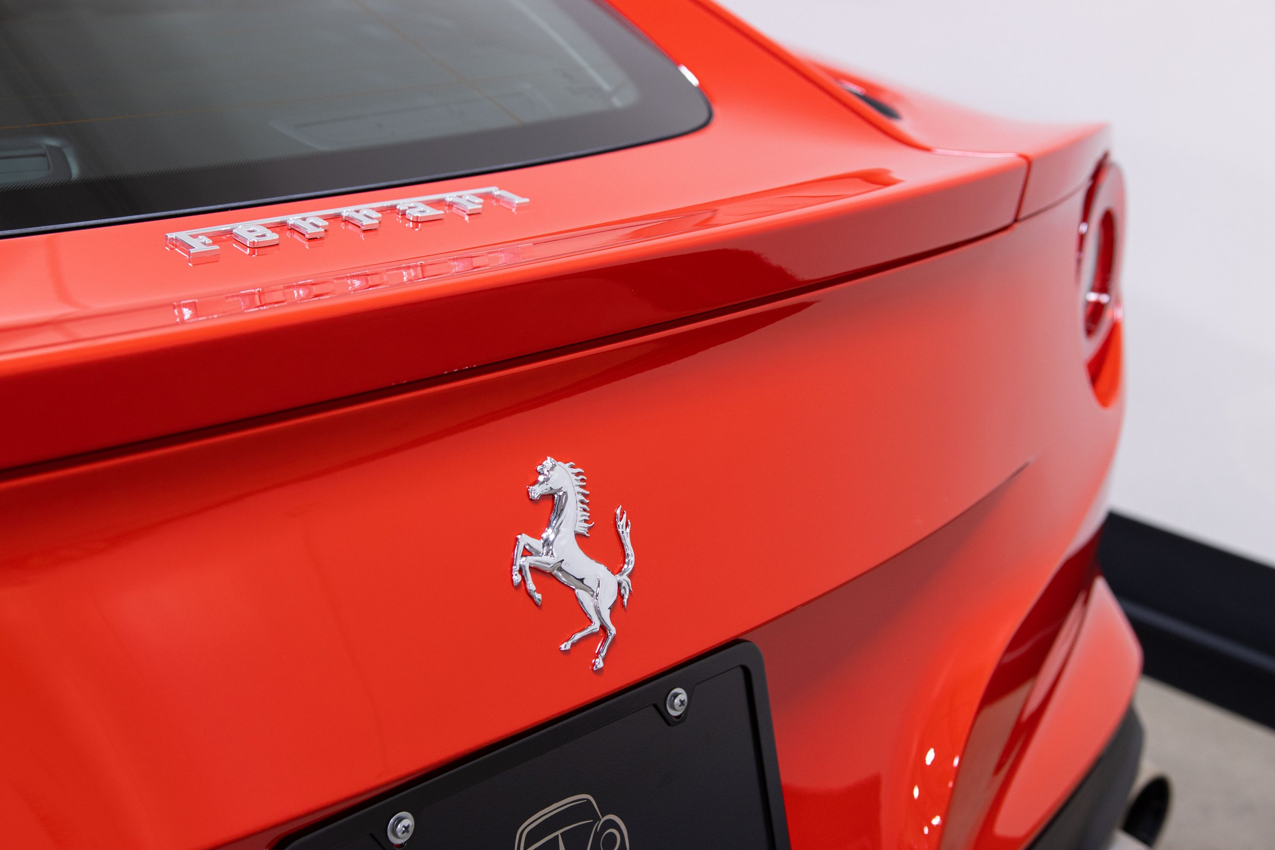 2014 Ferrari F12 Berlinetta -29.jpg