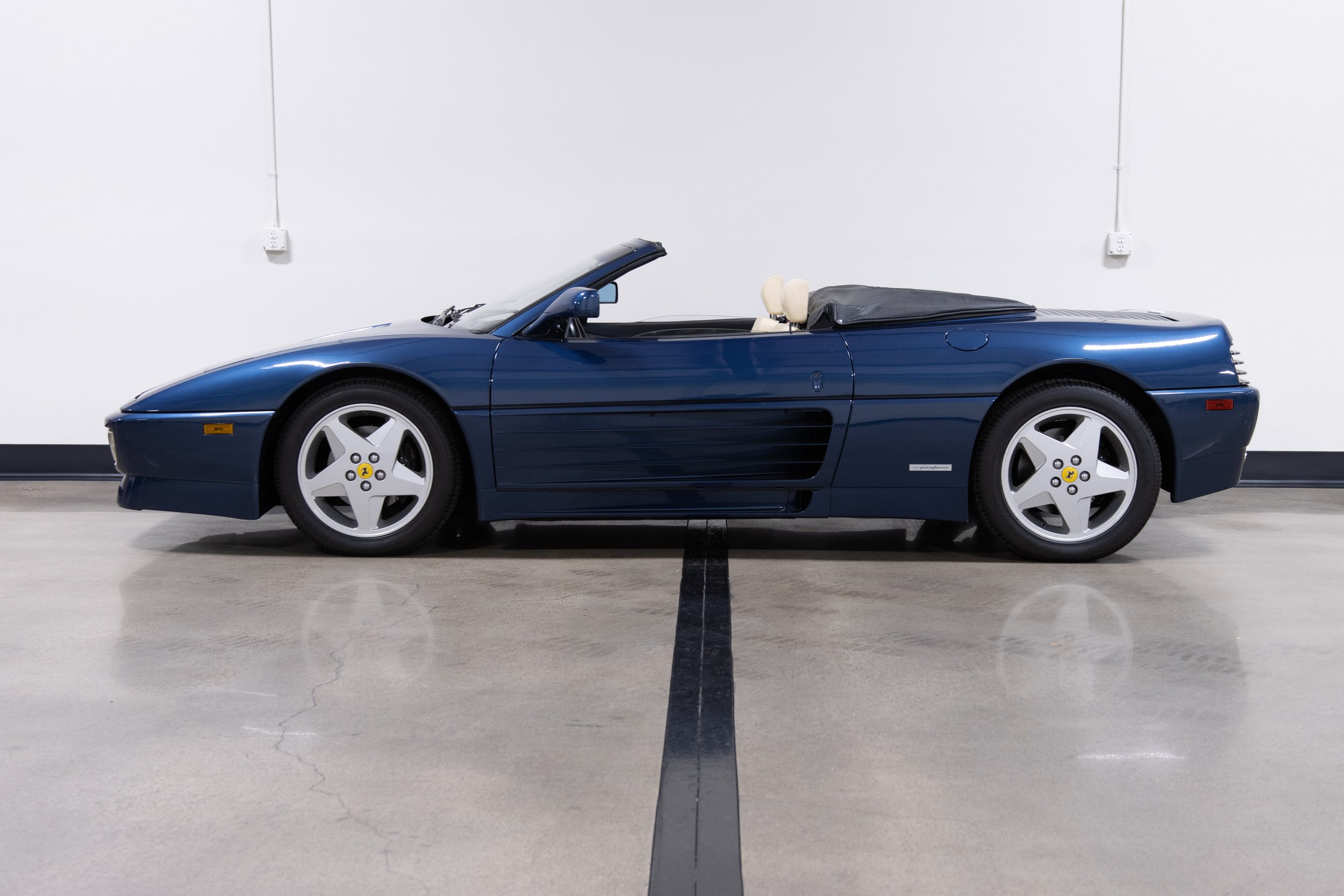 1994 Ferrari 348 Spider-8.jpg