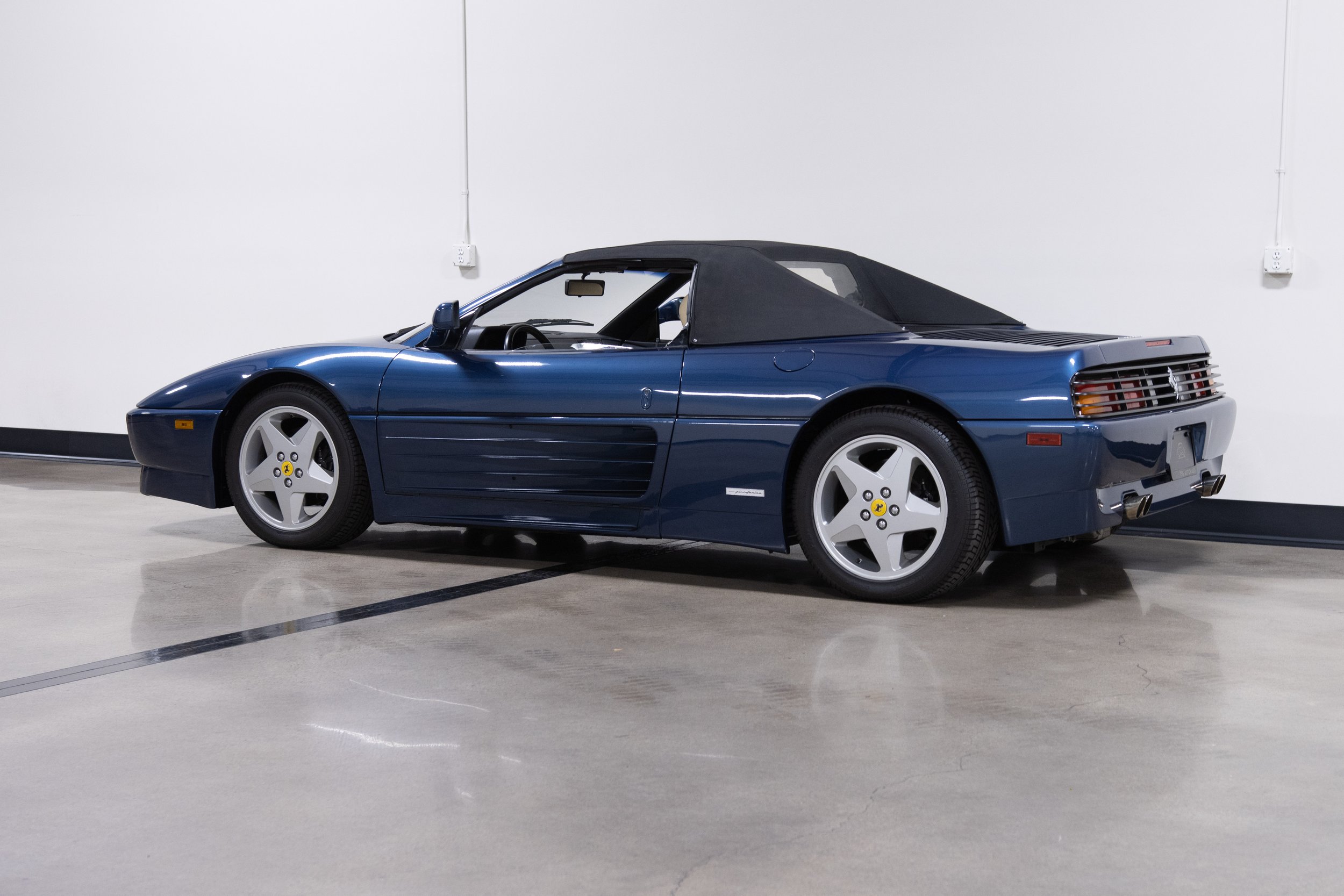 1994 Ferrari 348 Spider-10.jpg