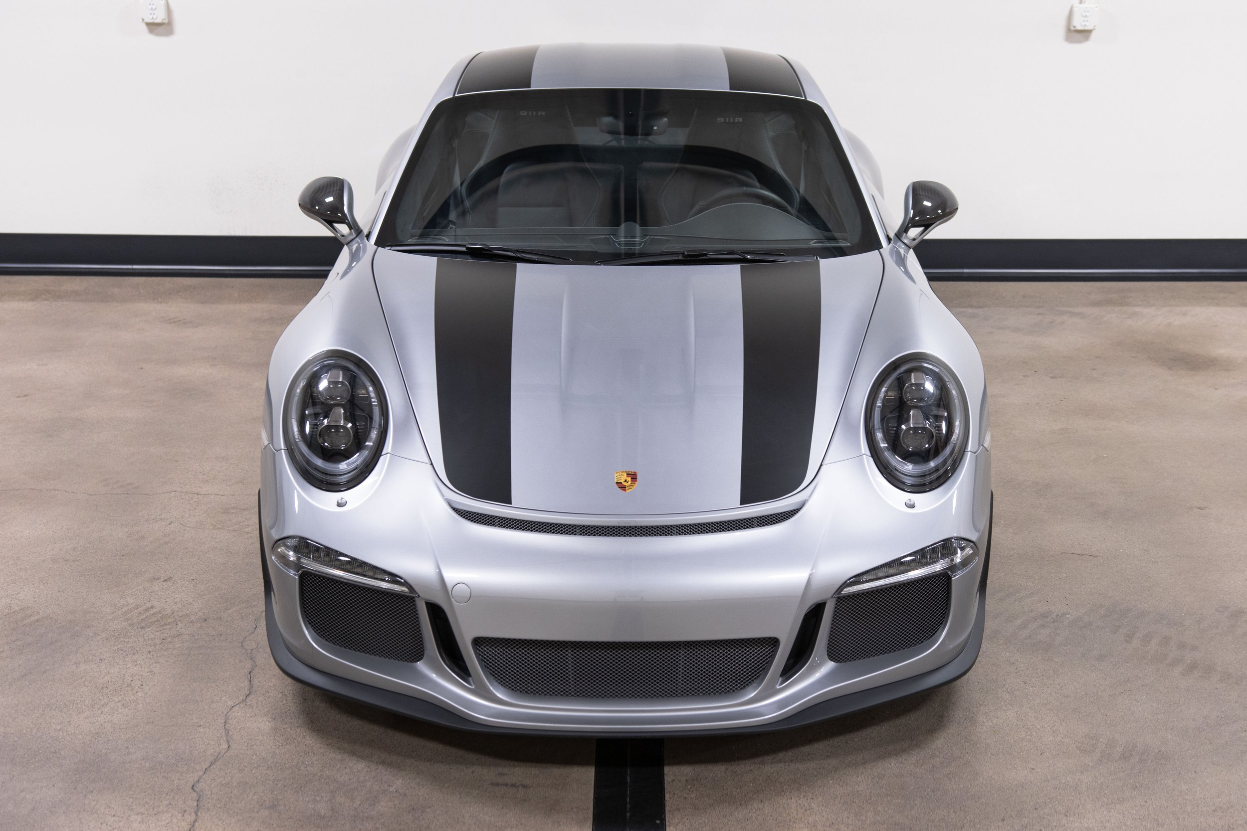 2016 Porsche 911R-11.jpg