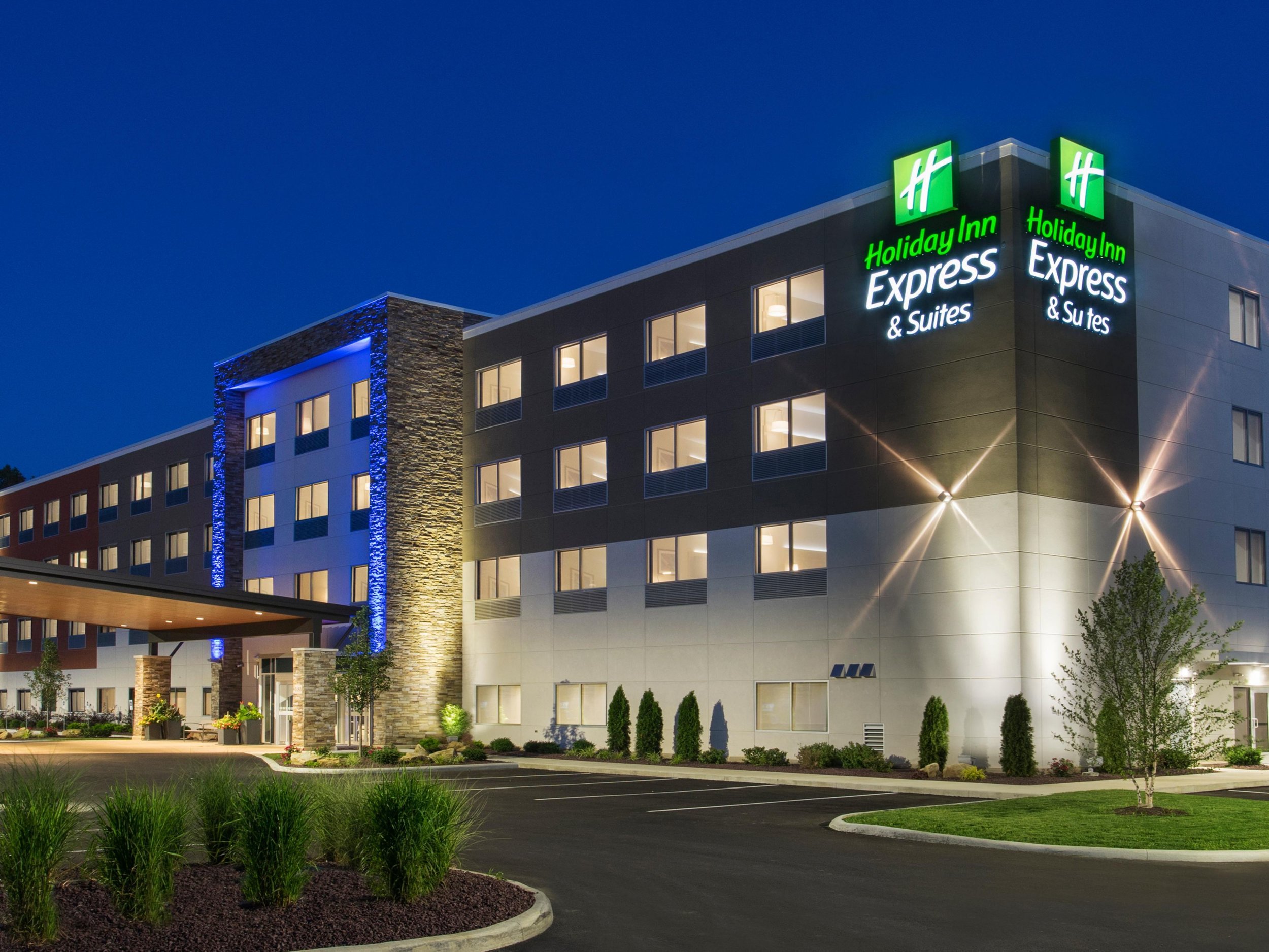 holiday-inn-express-and-suites.jpg