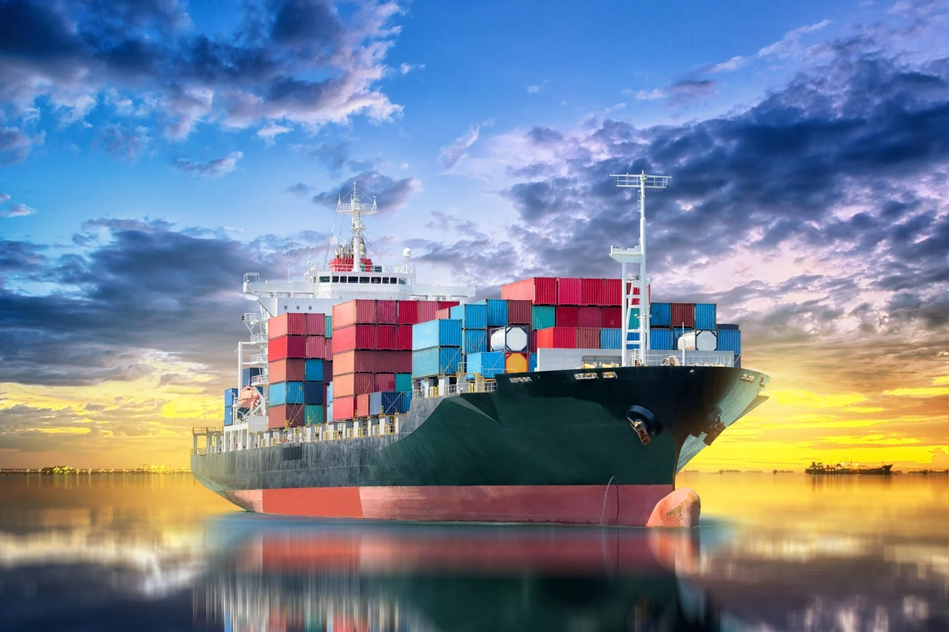 container ship.jpg