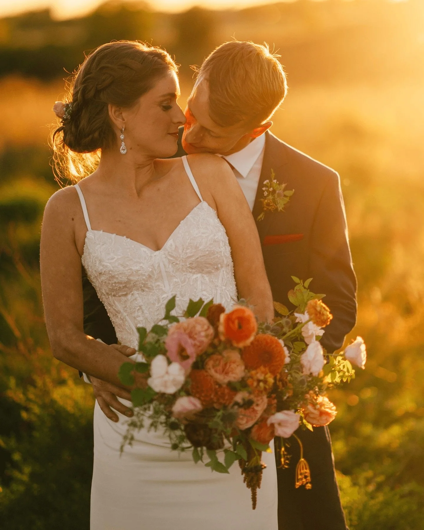Just a reminder, we&rsquo;re here for your love story.

Venue @bavaria_downs
Floral @wilderlandfloral
Planner @golden.harvest.events
Photographer @bethanyjacksonphotography
DJ/Photo booth @lenseonrecords
Ceremony/ Cocktail Music @allison_eide
Hair @r