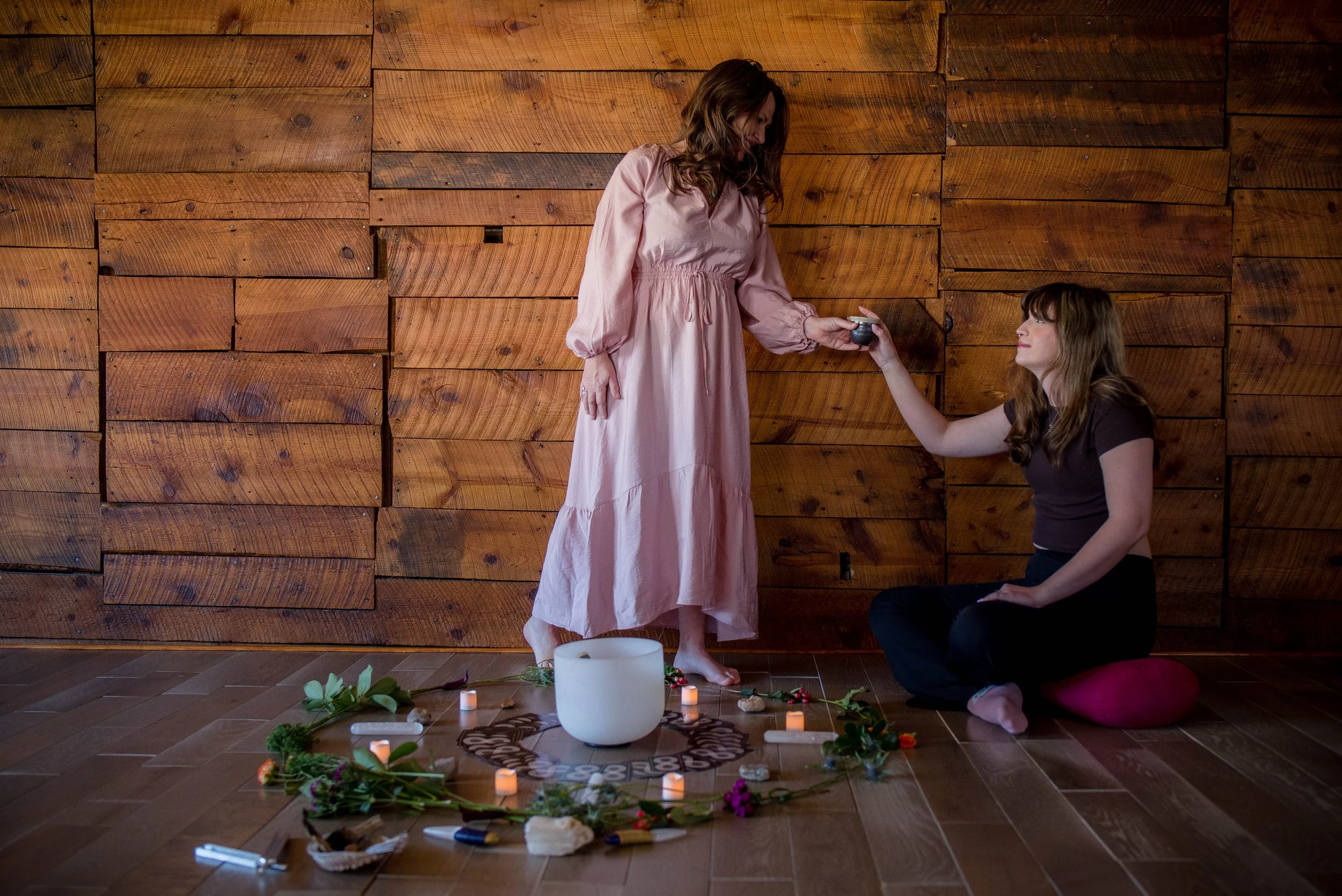 Jen Phippen, LCSW, expert psychospiritual therapist providing executive psychotherapy intensives and EMDR therapy retreats for women leaders in Fort Collins, Colorado.