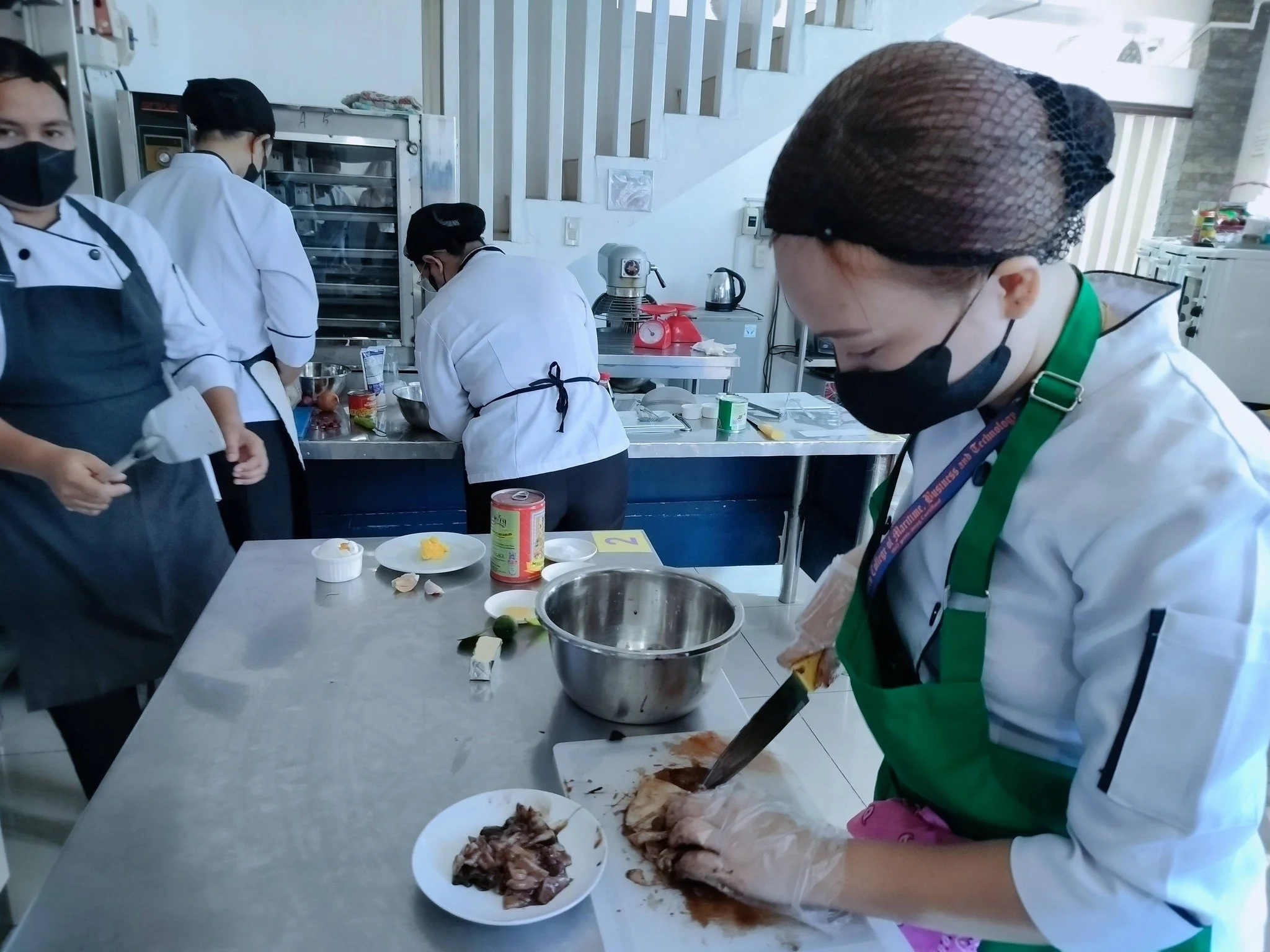 Creative skills and delicious creations at the “Si-Log Cooking Contest ...