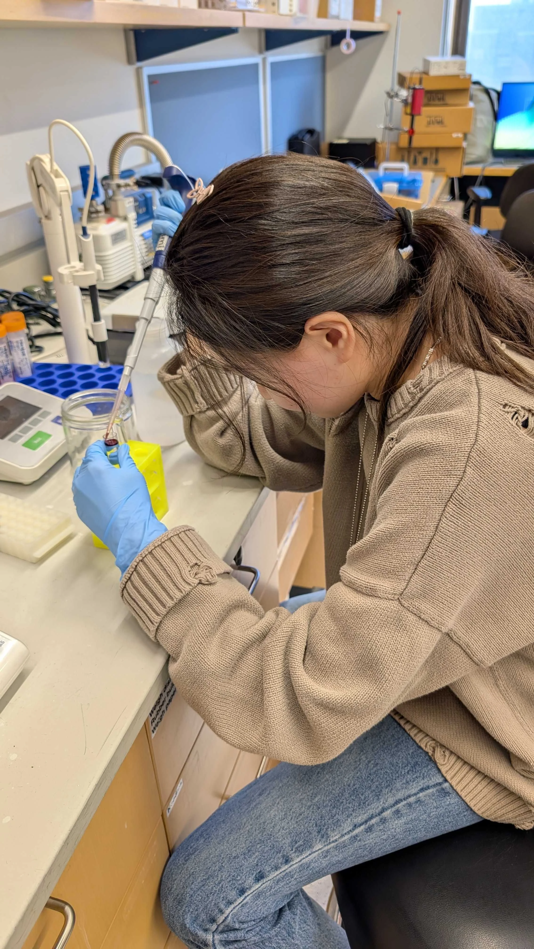 Hanyu's first sucrose gradient! 🧪 #cryoID