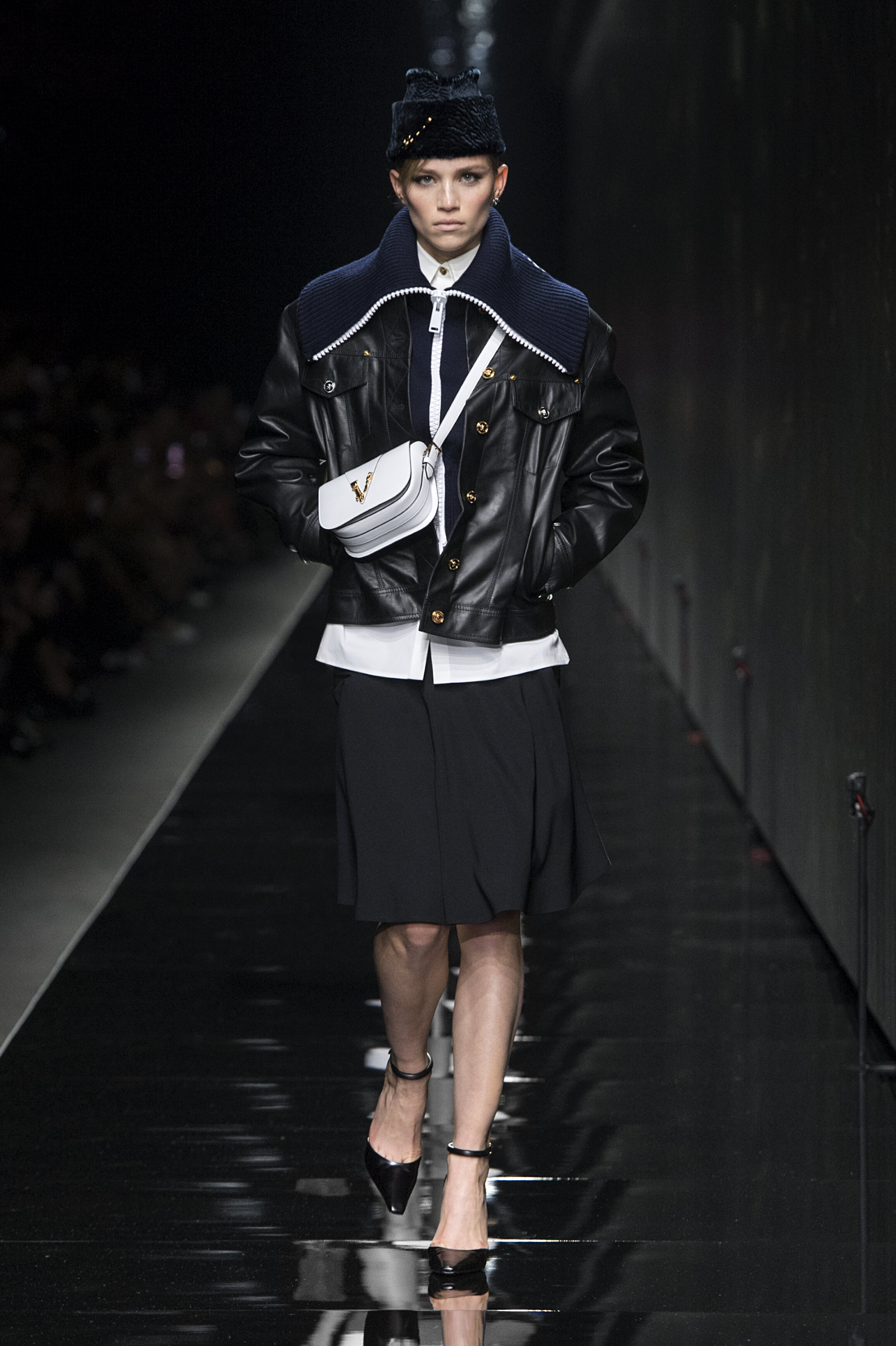 Versace Fall Winter20_Look (15).JPG