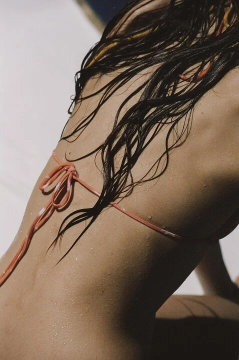 SAINT LAURENT RIVE DROITE_SUMMER-ROTATION_19_HR.jpg