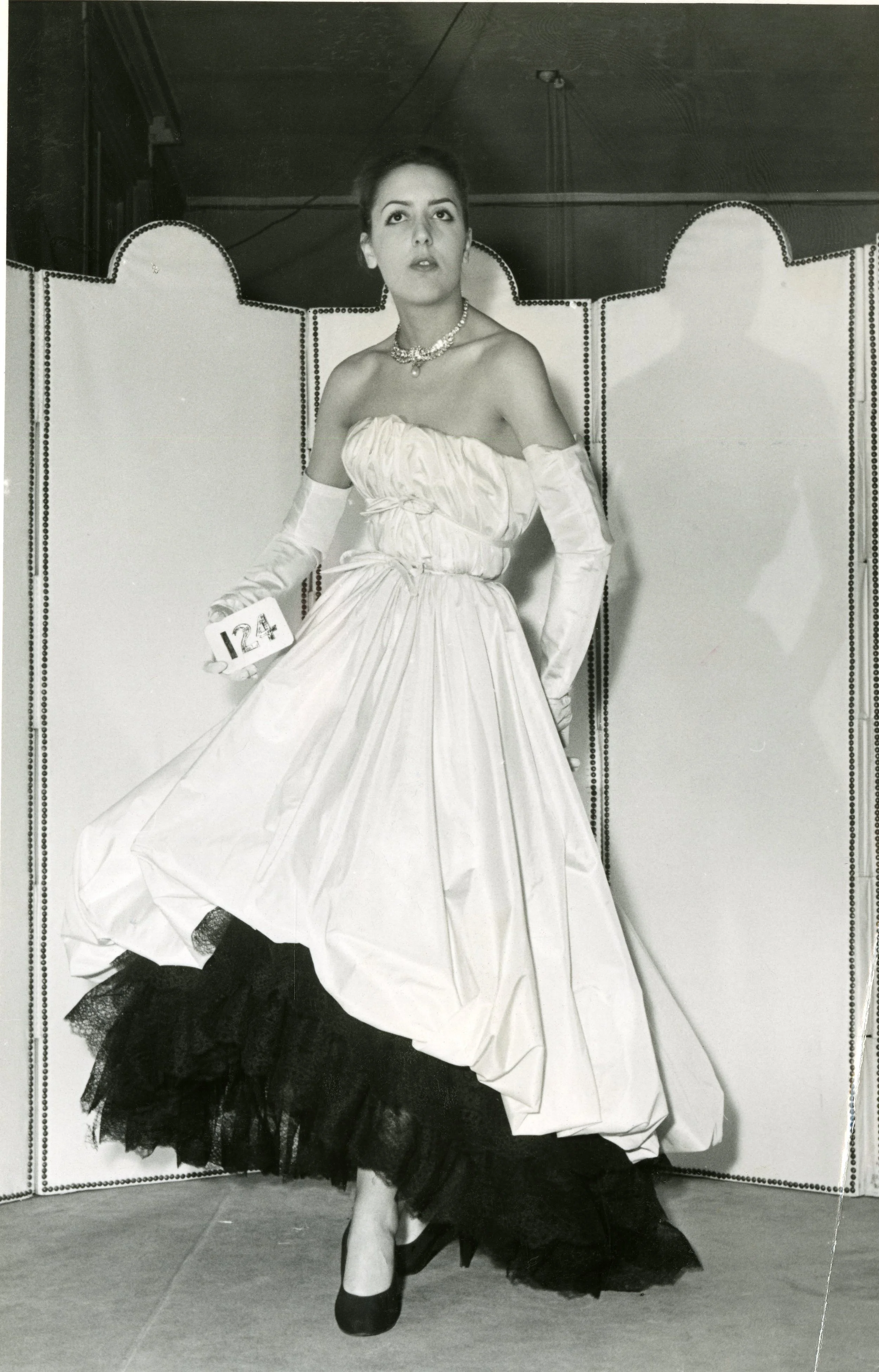 Summer 1952,  N°124 © Balenciaga Archives Paris.jpg