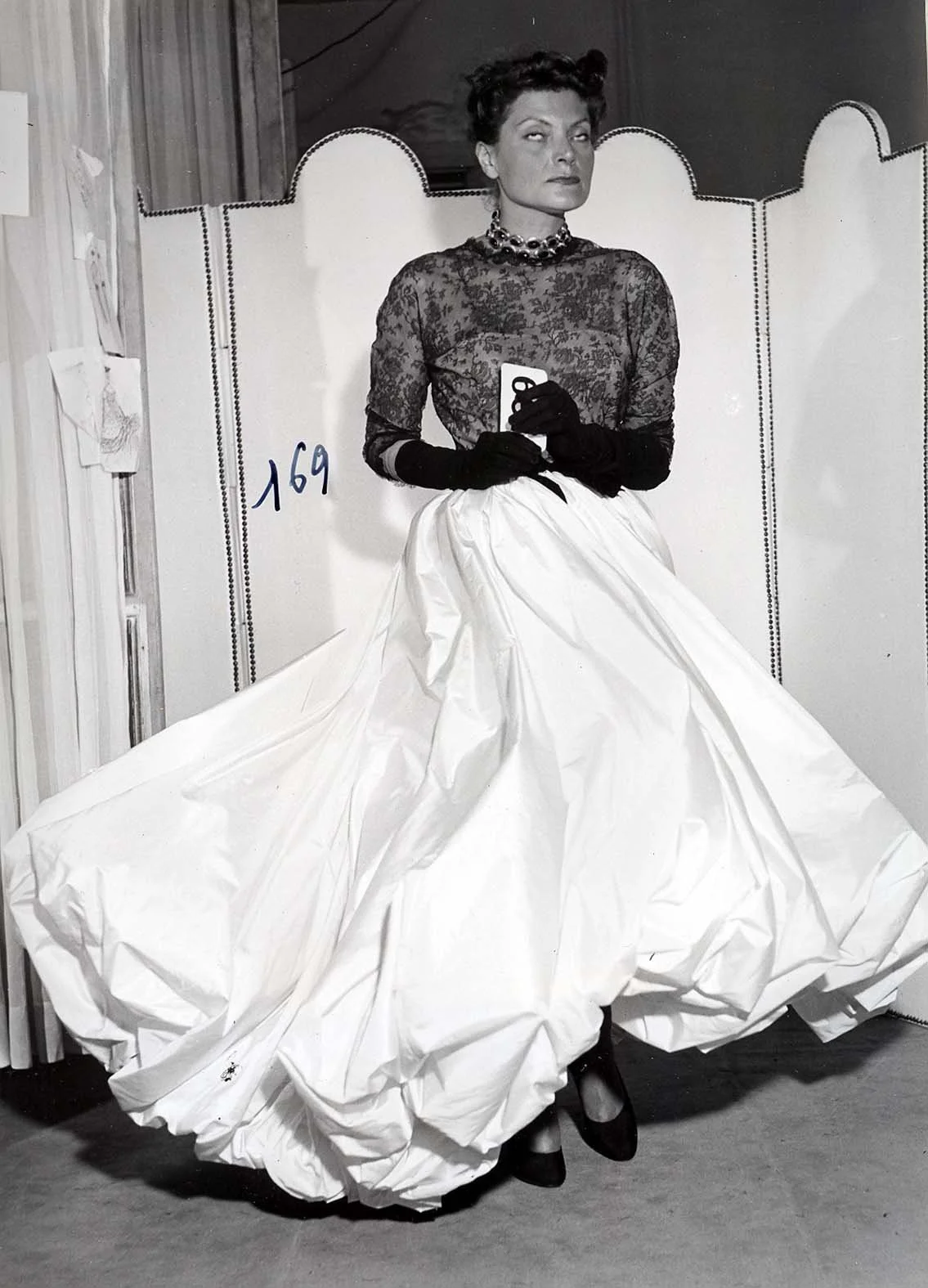 Winter 1952,  N°169 © Balenciaga Archives Paris.jpg