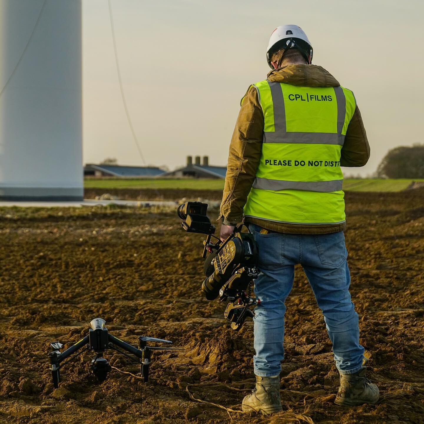 A selection of stills from behind the scenes with @citiprintltd in Yorkshire ready to get the drone in the air for some aerial action. 🚁👍🏼🎥

#cinematography #cinematographer #dop #dp #filming #shortfilm #filmmaking #litepanels #cine #bts #behindt