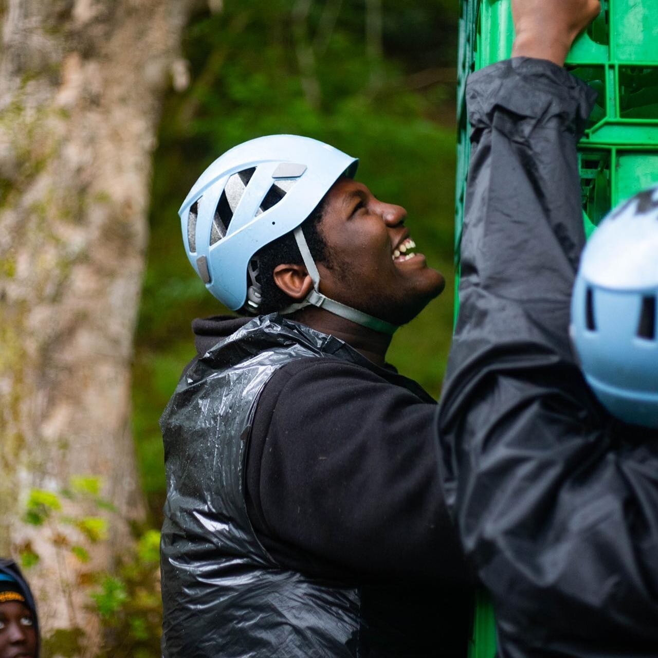 Happiness is how many crates you use to build the crate stack tower! The team with the highest tower wins🏅🤩👏👏
&bull;
&bull;
#funtimeswithfriends #achieveyourgoals #outdooradventure #summercamps #summerdaysout #zipline #zipwire #shropshire #shrops