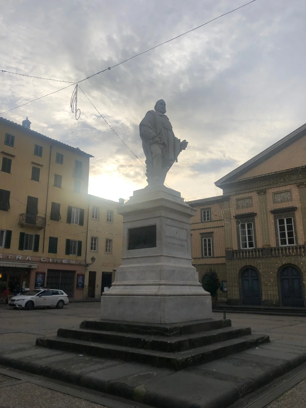 Piazza del Giglio