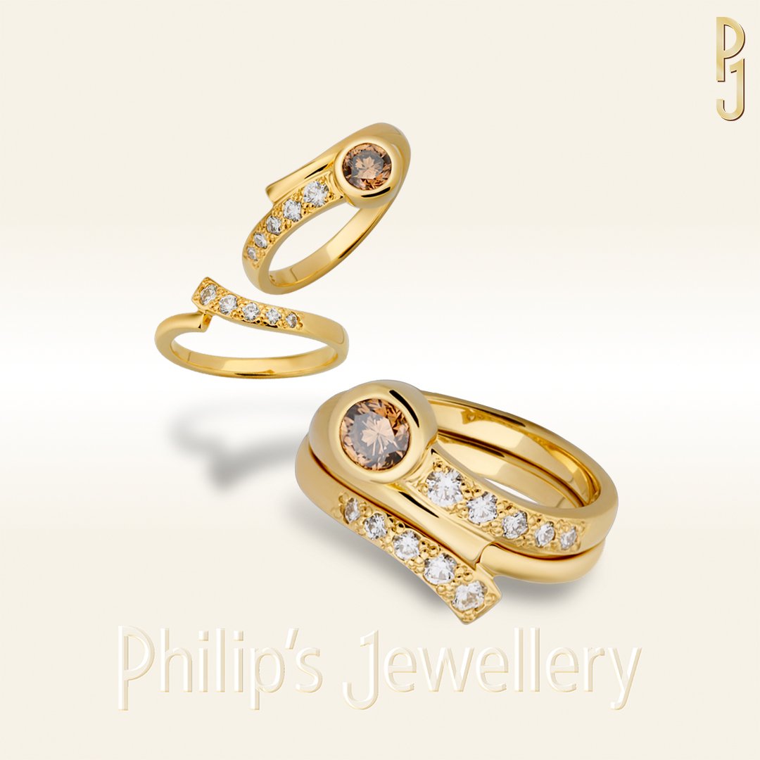 Custom Designed Engagement & Wedding Ring Certified Argyle Chocolate Diamond Round Brilliant Cut Yellow Gold Philip's Jewllery Mackay.jpg