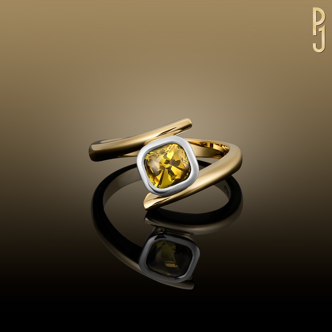 Custom Designed Dress Ring Australian Sappjhire Yellow Platinum Yellow Gold Philip's Jewellery Mackay.jpg