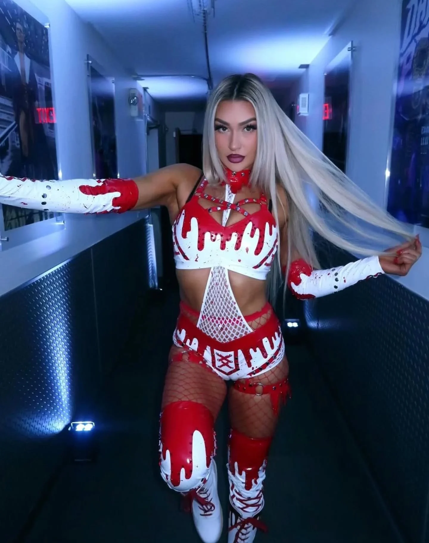 Drip 🩸🩸🩸 @izzi_wwe 
🤍❤️🤍
#nxt @nxt @wwe #wwe #izzidame #itizwhatitiz #tizzi