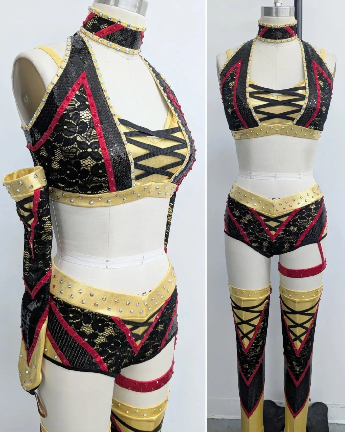 The new gear for @kelani_wwe sure matches that belt nicely!! Always love getting to design and make new gear for her!
💛🖤❤️🖤💛
#nxt @nxt @wwe #wwe #tna @tnawrestling #kelanijordan #womenswrestling #prowrestlinggear #customwrestlinggear