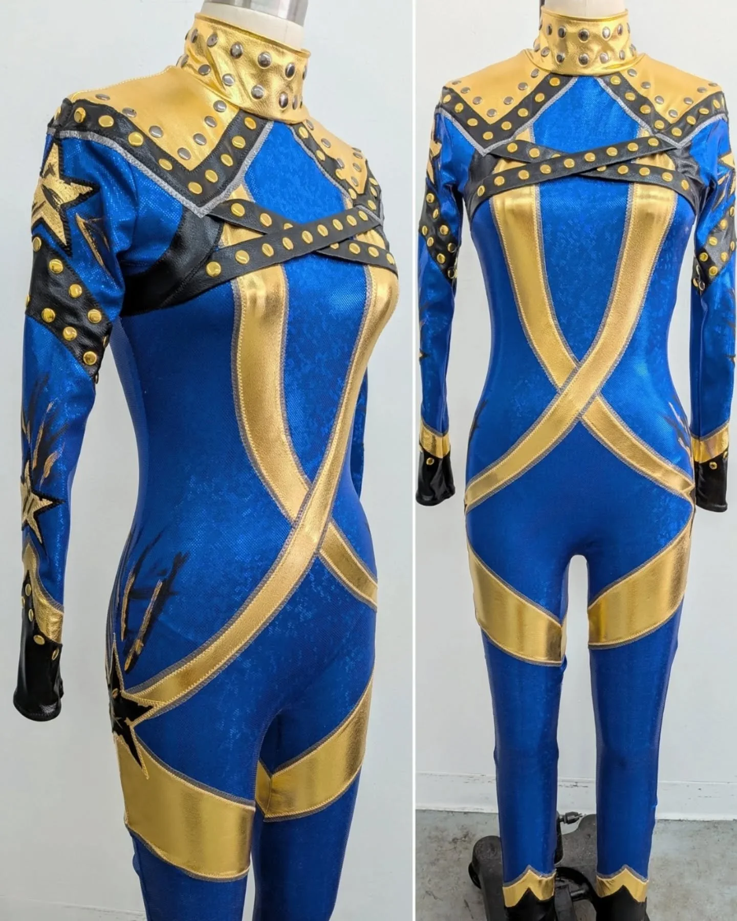 Close ups of the new gear designed and made for Royal Rumble entrant #5 @ivynile_wwe !!!
💙💛🖤💛💙
#wwe @wwe #ivynile #royalrumble #prowrestlinggear