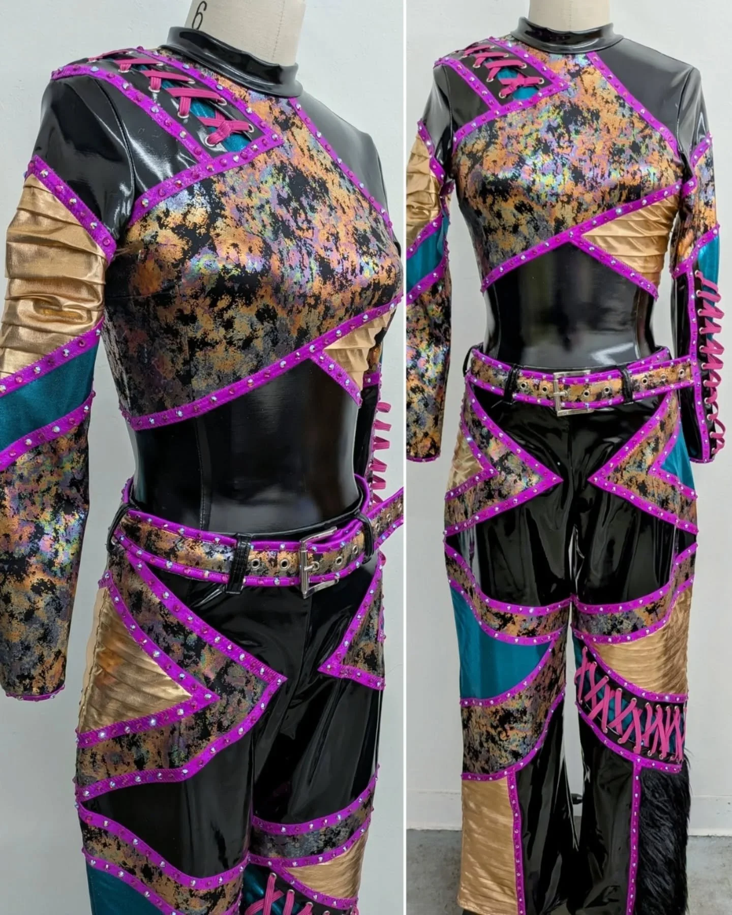 The Beautiful Madness!! @0221giulia 
💕🖤💙🖤💕
#wwe @wwe #royalrumble #customwrestlinggear #prowrestlinggear #smackdown