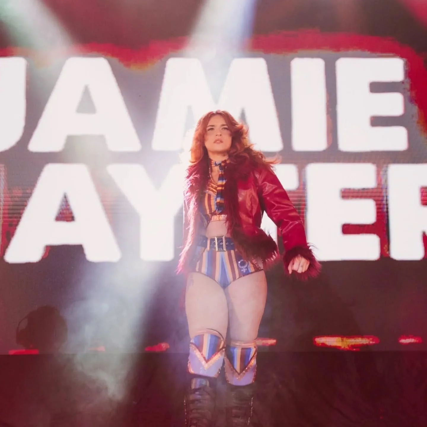 Newest gear for @jamiehayter !! ♀️
💜🧡💙🧡💜
#aew @aew #jamiehayter #womenswrestling