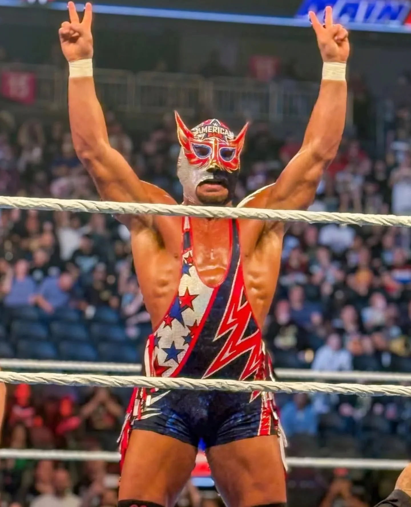 🇺🇸 The original 
❤️🤍💙
#wwe @wwe #elgrandeamericano
#wweraw #luchador