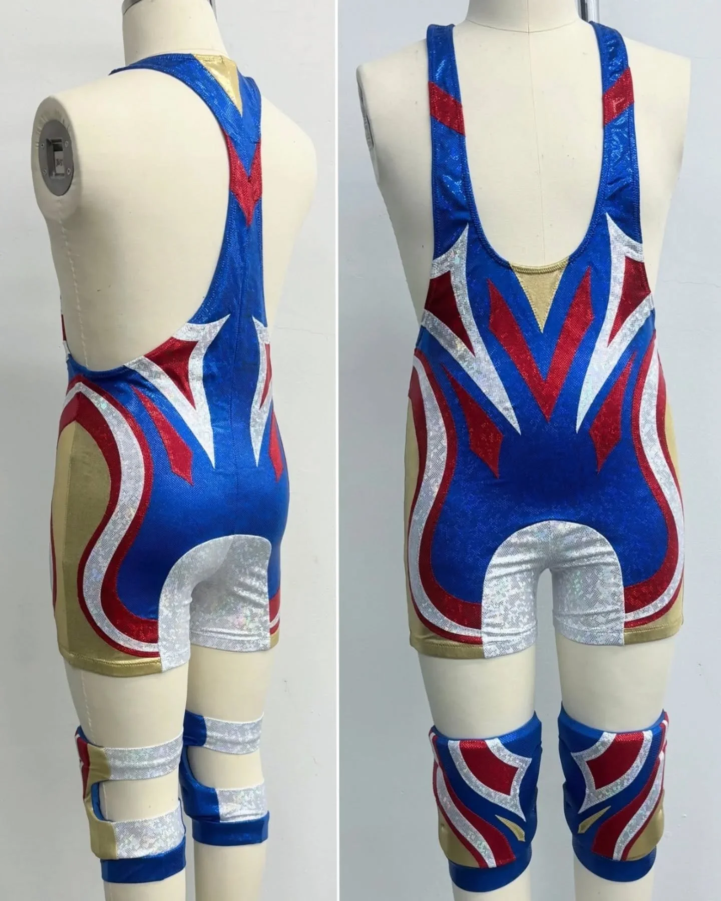 Gear for the incredible @elgrandeamericanowwe ! Such an exciting mask vs mask match last week!!
💙❤️💛❤️💙
#wwe @wwe #luchalibre #luchador #prowrestlinggear #customwrestlinggear
