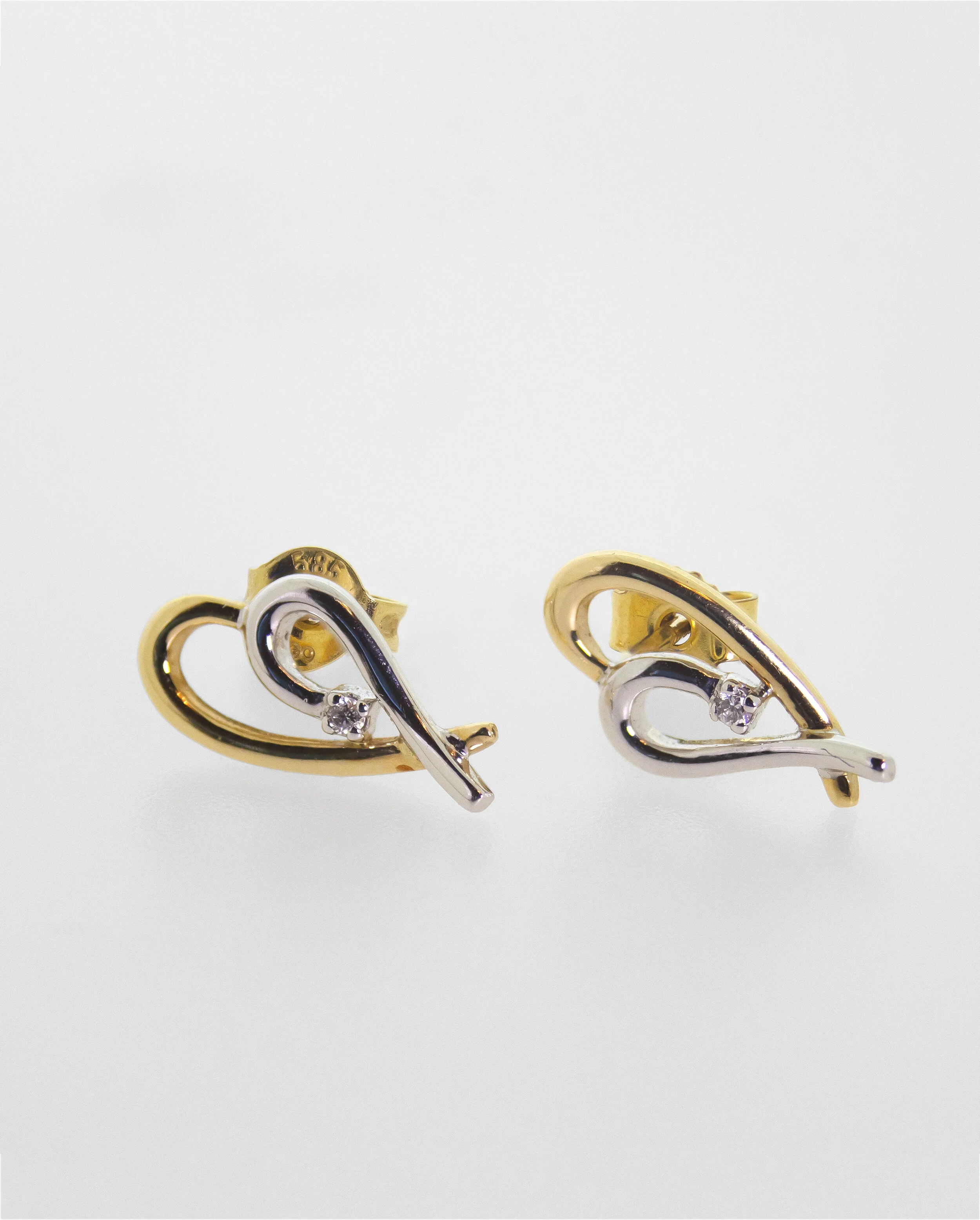 14K Yellow and White Gold Diamond Earrings £110