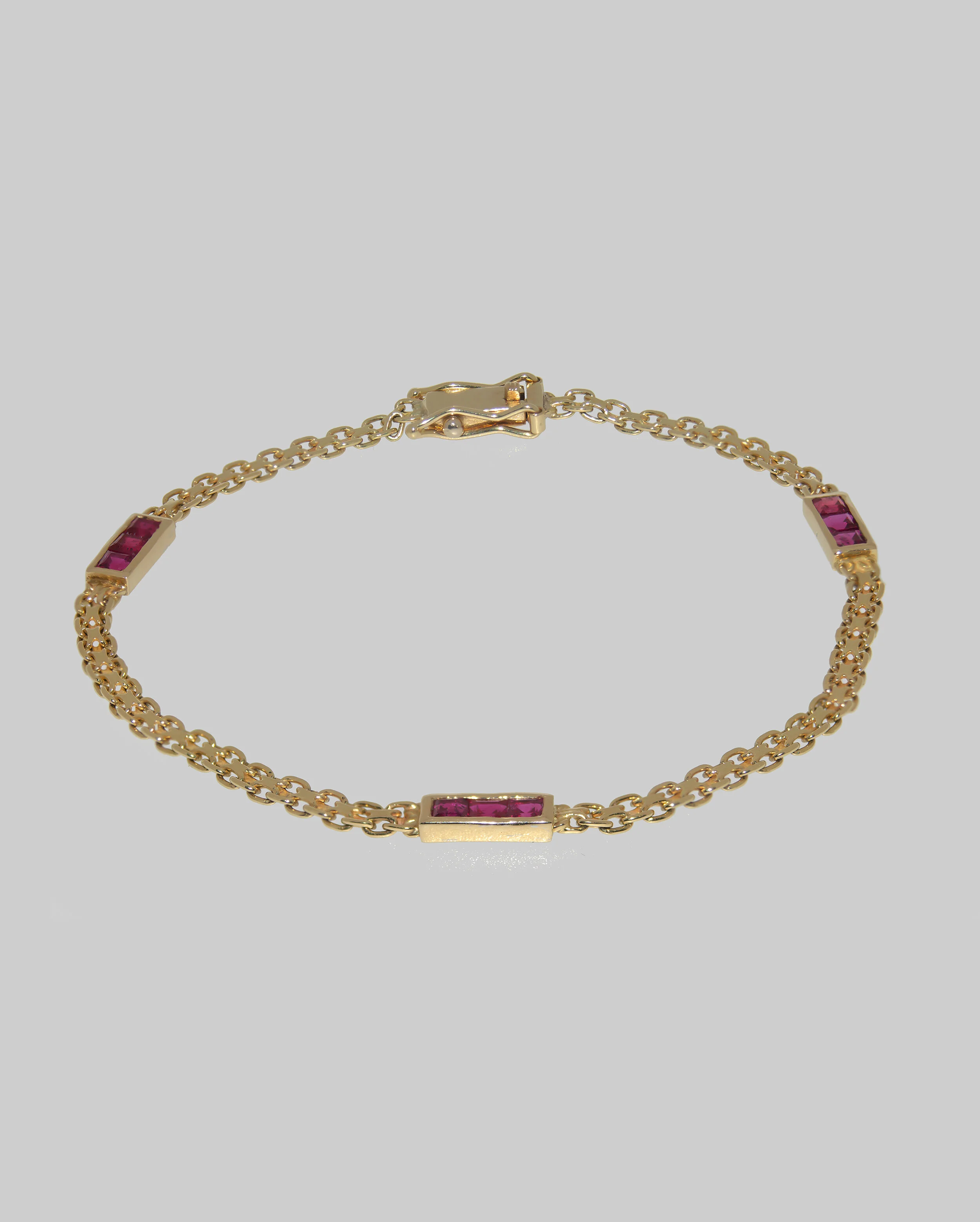 18K Yellow Gold Emerald Cut Ruby Bracelet £650