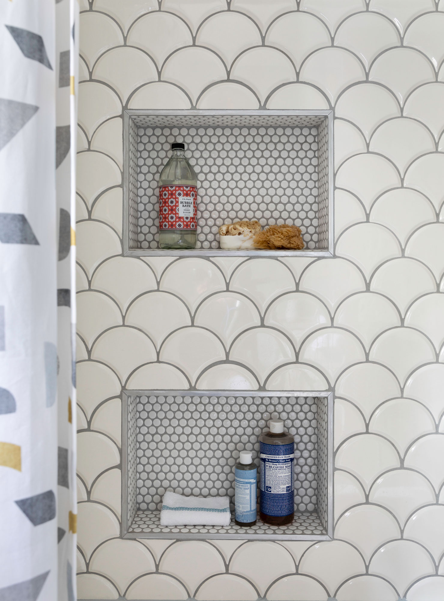 Shower Shelving with Tiles | Luxury Classic House Design Ideas