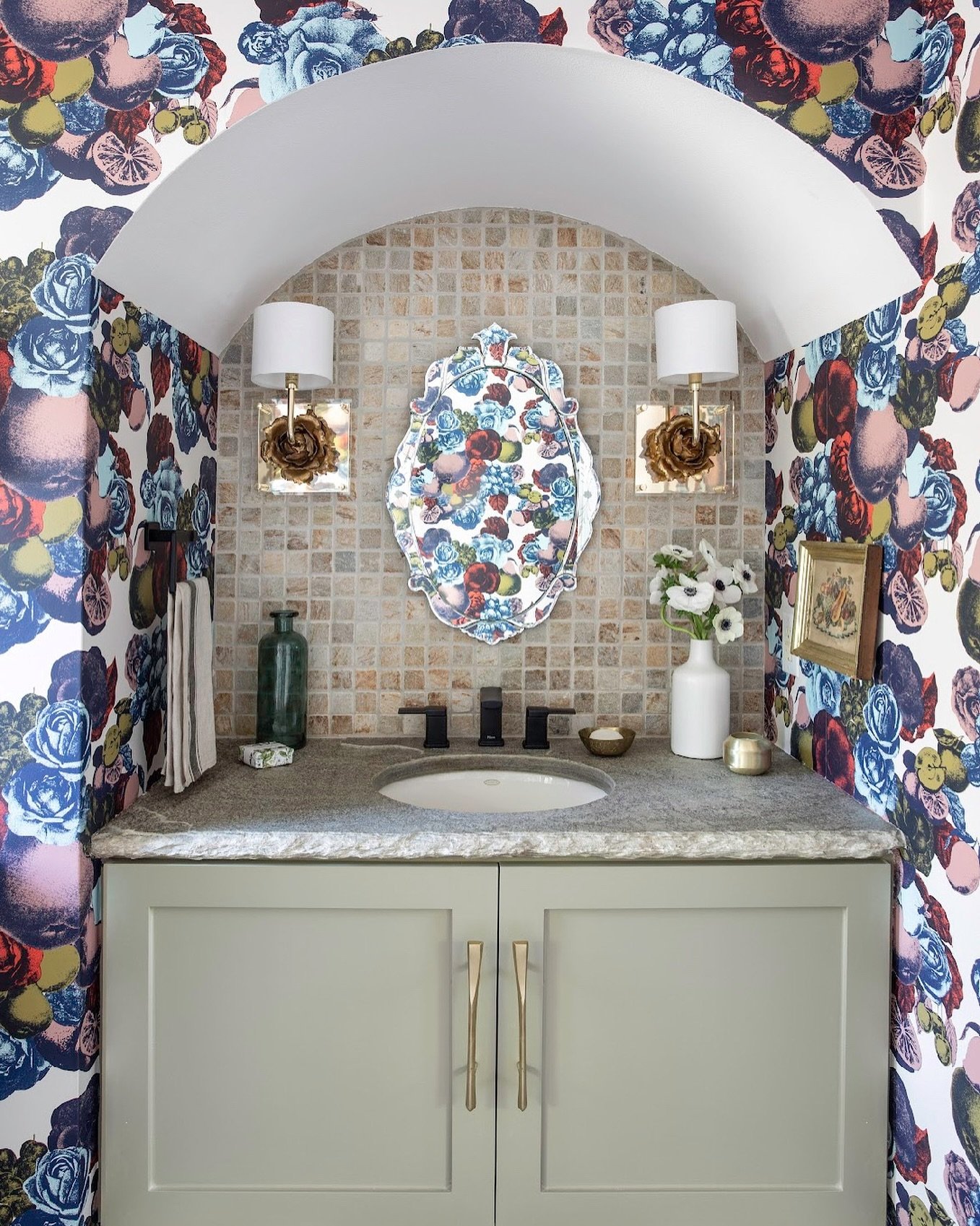 A treat for the eyes!&nbsp; We love when a client lets us run with our fun ideas.&nbsp;A favorite powder bathroom adorned in this beautiful @scandinavian_wallpaper wallcovering.

🌈Design by @emilyjunedesigns
📷Photography by @kerrykirkphoto

#banish