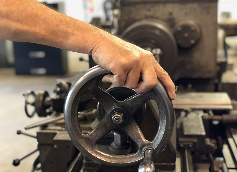  PRECISION MACHINING & GRINDING