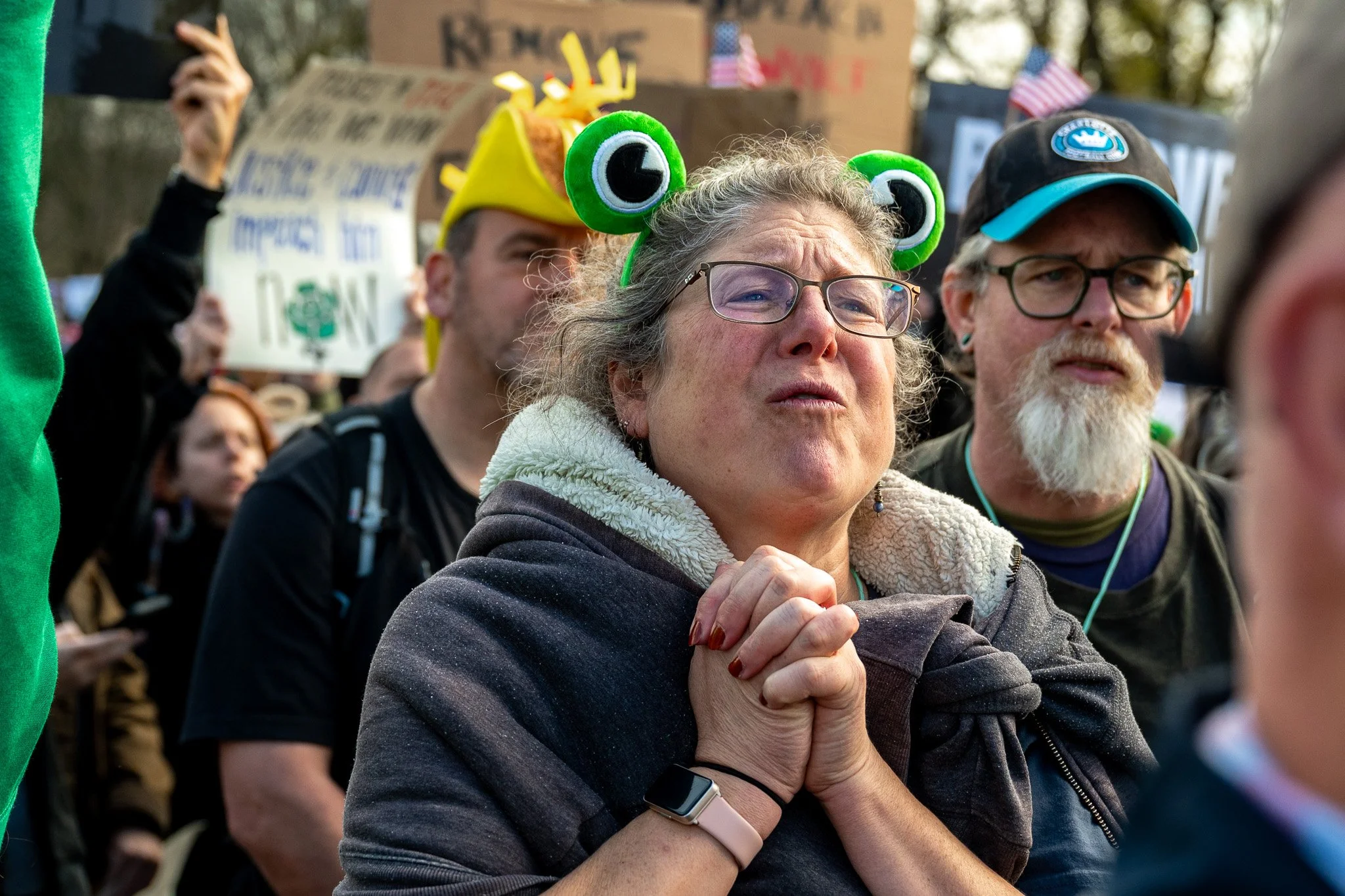 Responding to impassioned speakers on the steps of the Lincoln Memorial, Nov 22