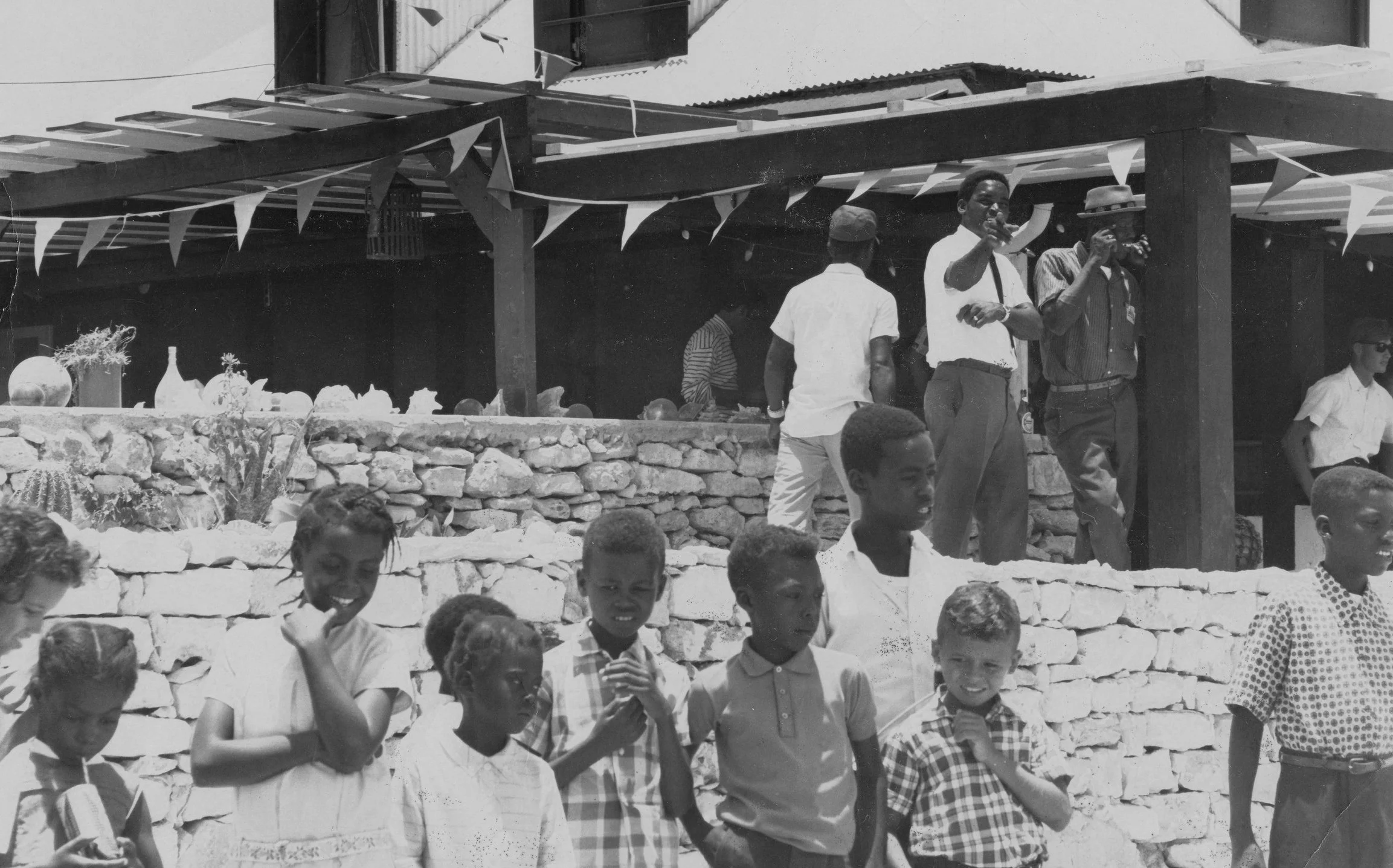South%25252BCaicos-Historic-Cockburn%25252BHarbour-Admirals%25252BArms.jpg