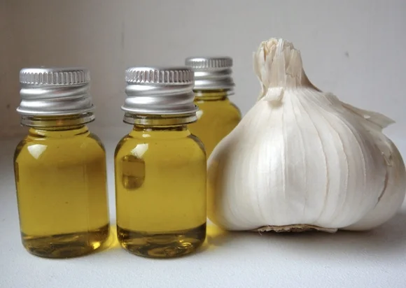 garlic_eardrops_m.jpg