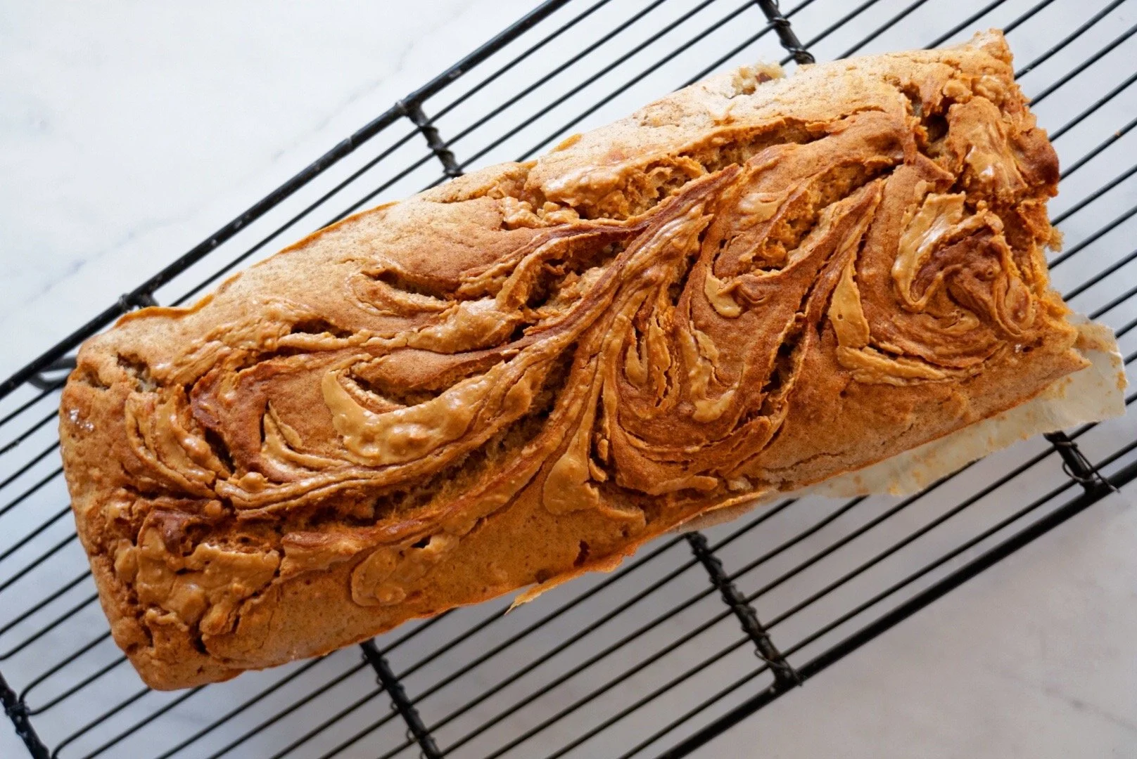 Vegaaninen banaanileipä