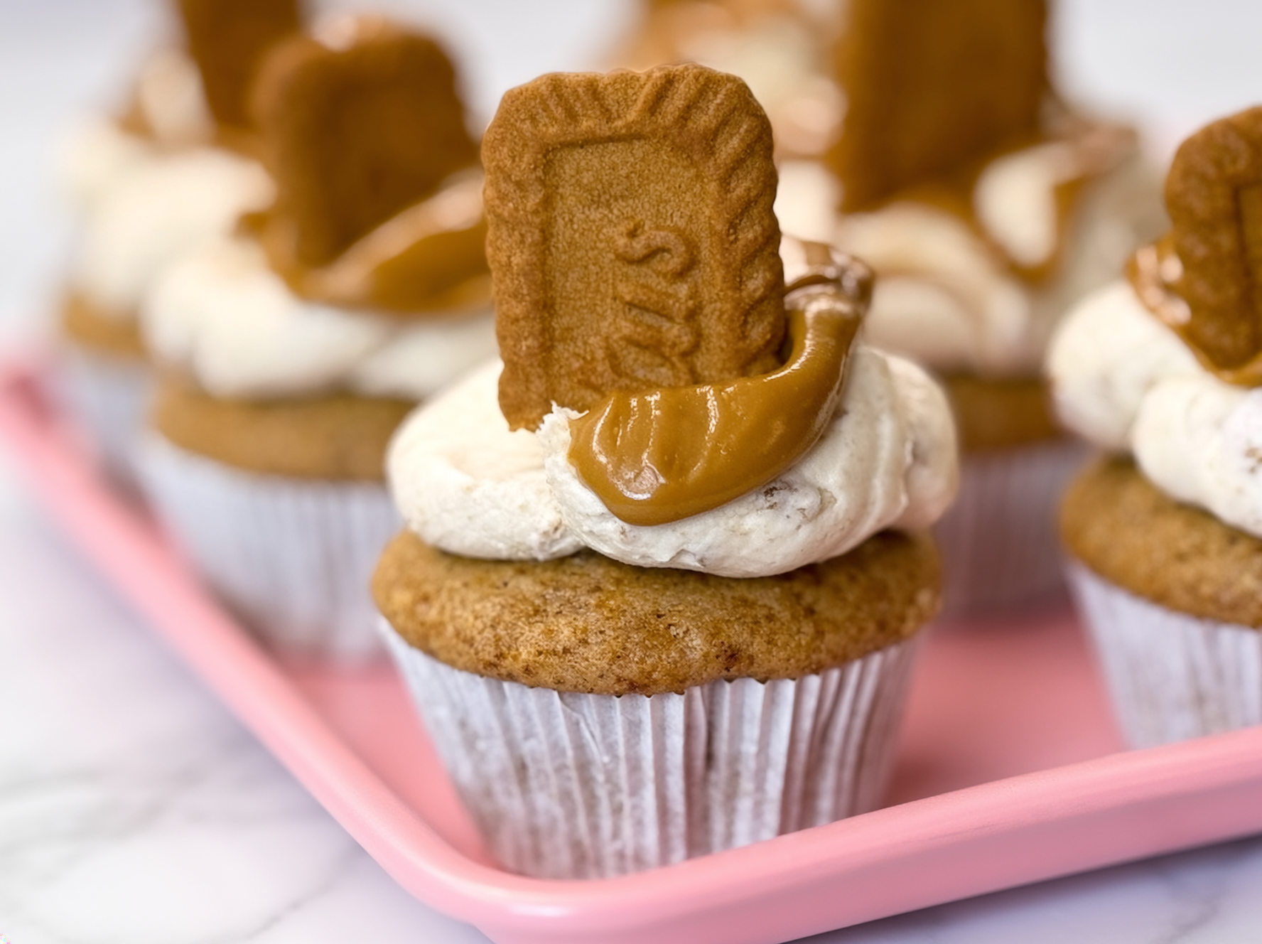 Vegaaniset Biscoff-kuppikakut