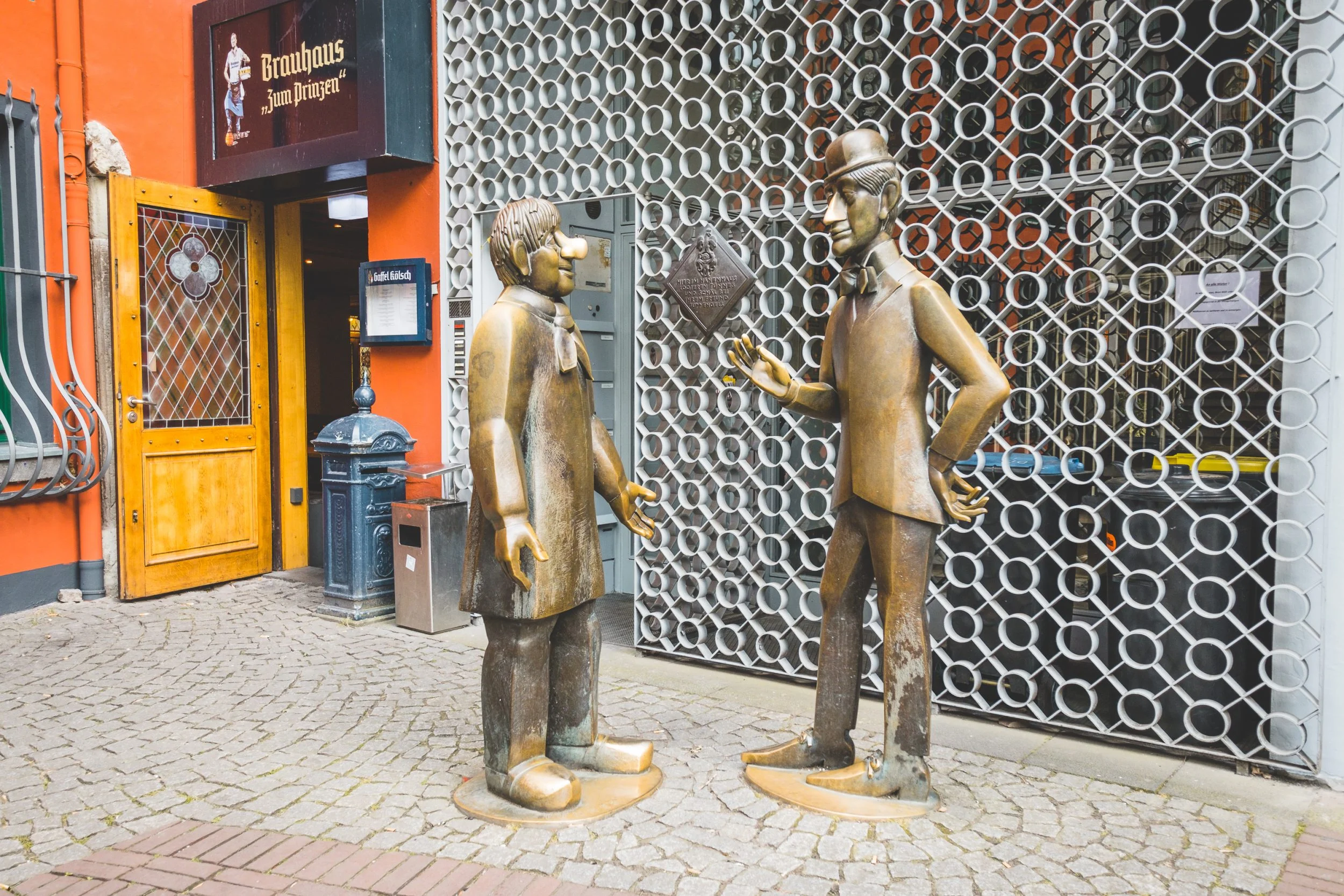 Tunnes and Schal Walking Tour of Cologne