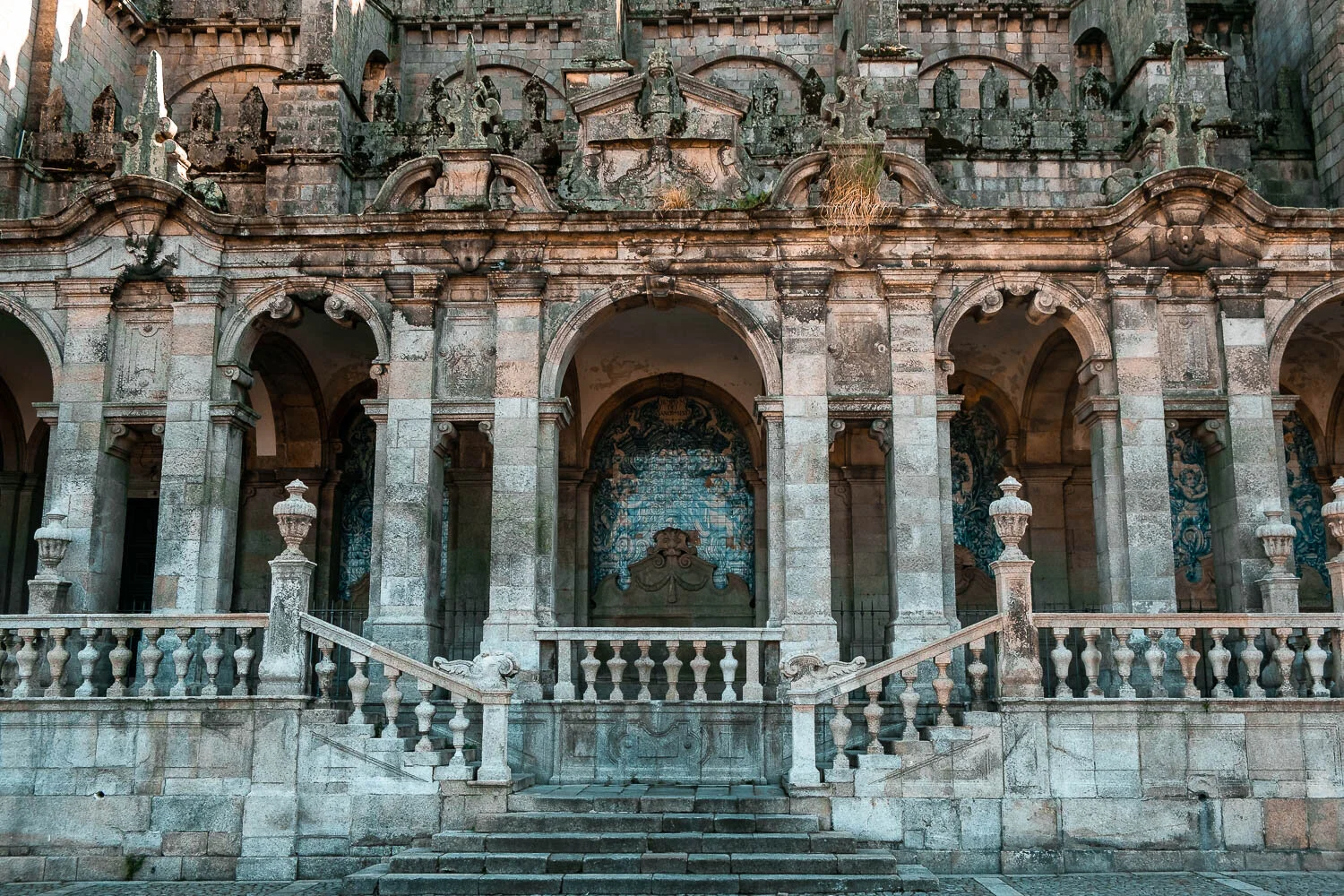 Se do Porto Porto Cathedral weekend in Porto.jpg