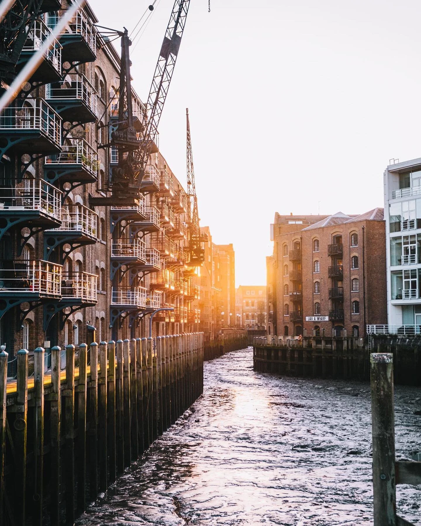 Not your typical view of London. But this view of Butler&rsquo;s Wharf is a beau. This grade II listed building looks magical just before sunset. The tide was low on the day I took this photo.

You can do a nice little walk from Tower Bridge through the Thames Shad to Butler&rsquo;s Wharf. You don&rsquo;t have to worry about crowds when you get here as most people will stop at Tower Bridge as they think nothing of interest is further away from Tower Bridge. But if you want some different photos of London or cool shots of Tower Bridge, walk towards here and you won&rsquo;t see a tourist in sight.

Mainly Londoners going back to their flats.