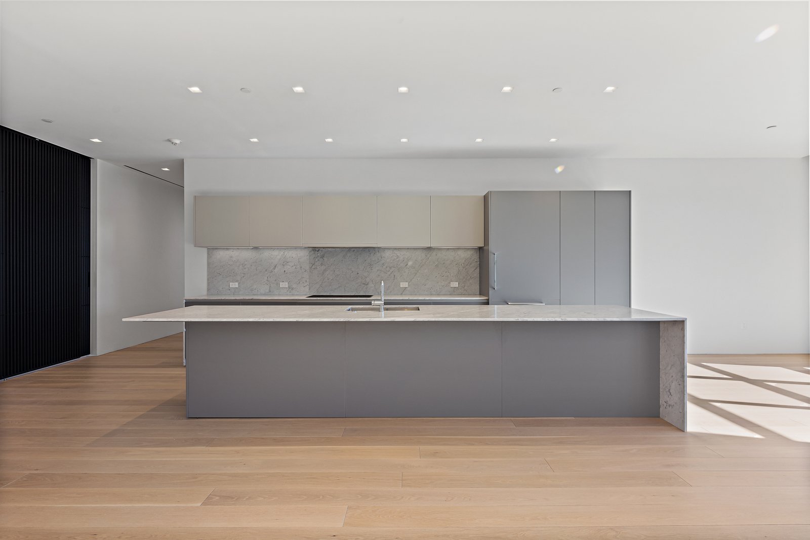 Kitchen of 4B at 60 Wilton Road Westport CT_3.jpg