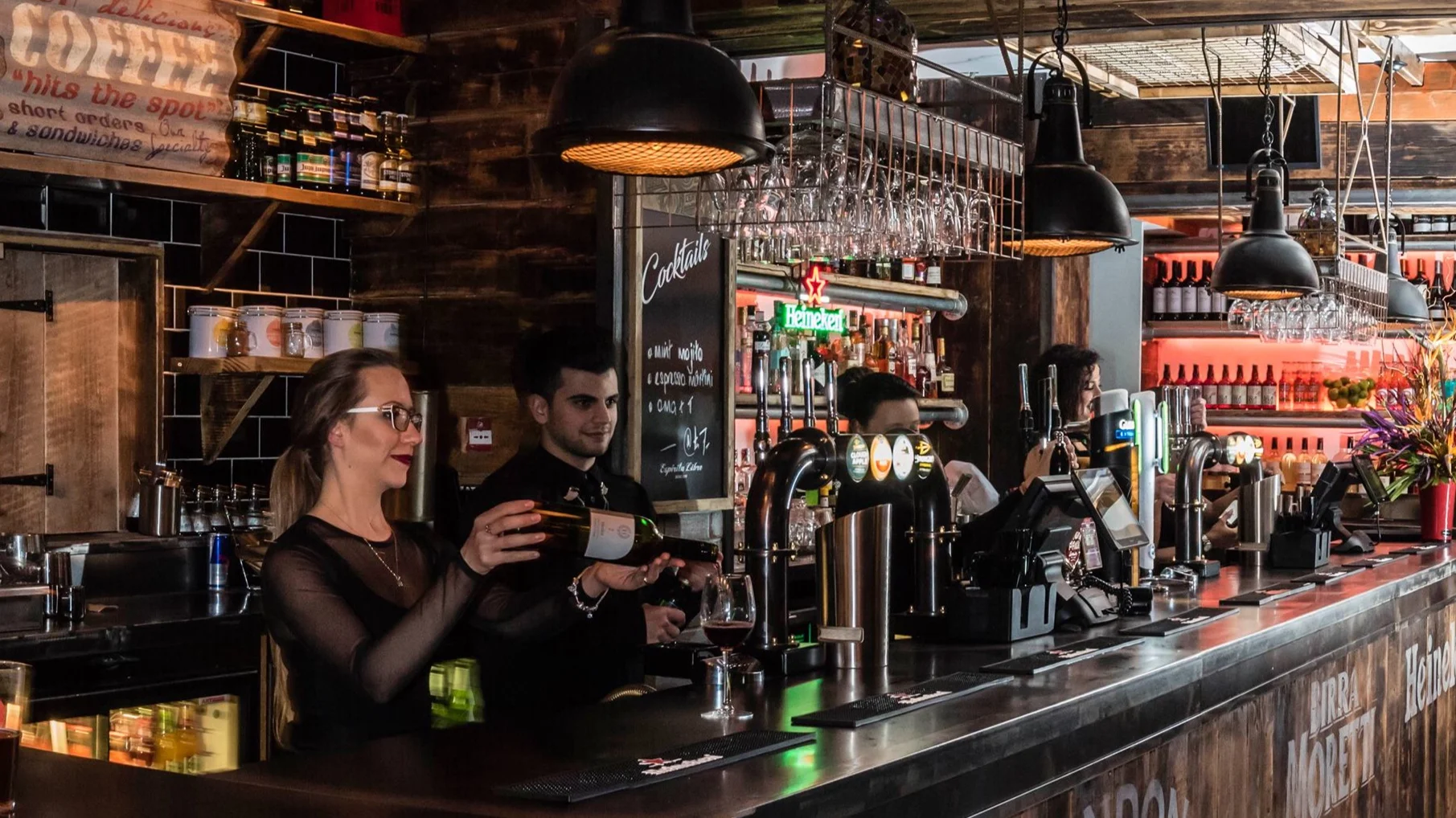 Tipsy_Cow_Bar_Venue.jpg