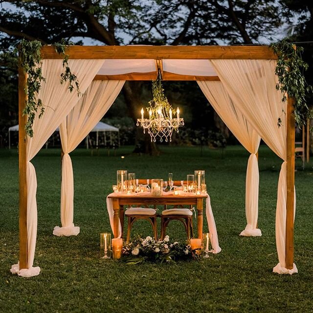 D R E A M -  Whether you need a structure for a special event, or just to add a special space to your yard...You dream it, we can do it!
#finewoodworking #weddingarch #canopy #pergola