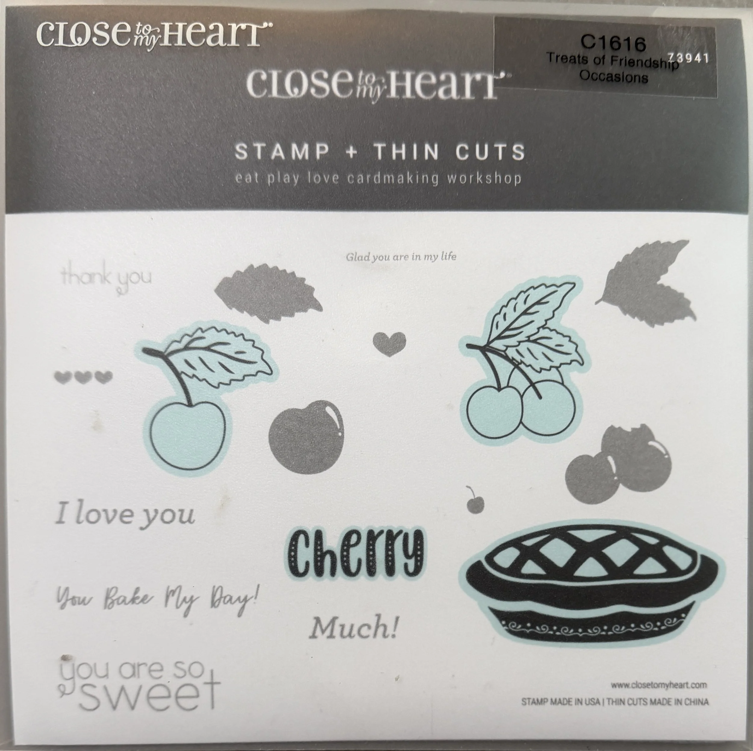 EAT PLAY LOVE (Cardmaking) - Z3941