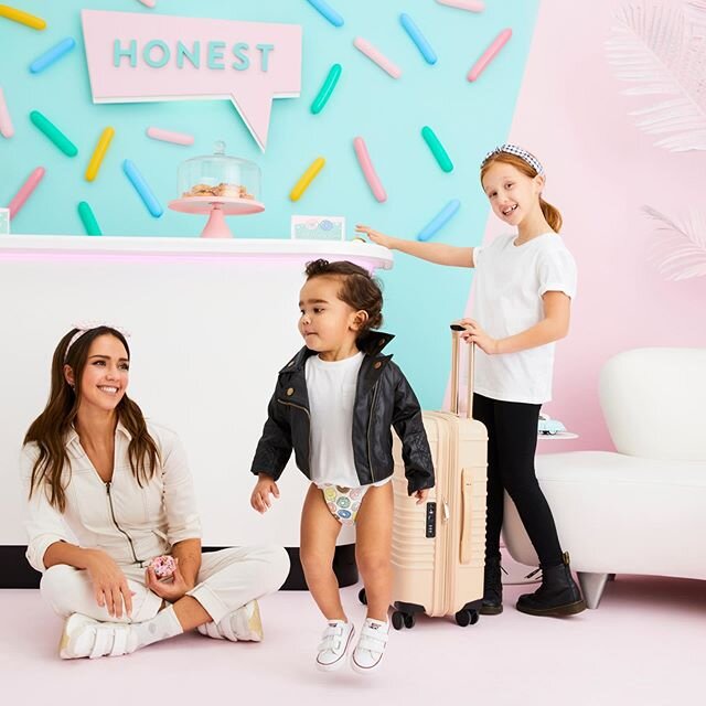 Photographed this fun bunch a couple weeks ago for the new Honest  Co. spring diaper prints. #Fashionphotography
.
.
.
.
#canon #kidsfashion #diapers  #advertising #collectivelycreate #exploretocreate #createexplore #studiophotography #xposuremag #re