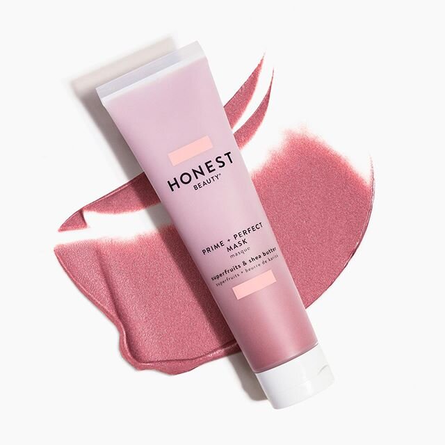 Day 6 social distancing perfect time to roam around the house in a mud mask! Honest Beauty&rsquo;s new prime + perfect mask. #Productphotography
.
.
.
.
 #canon #beauty #makeup #skincare #collectivelycreate  #exploretocreate #createexplore  #studioph