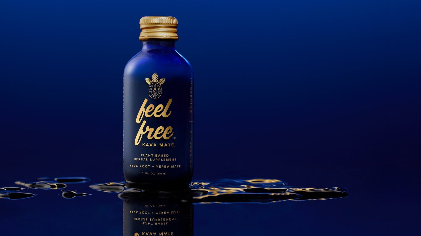 New work for FeelFree.⁠
⁠
Art Direction: Jon and Rachael⁠
PropStylist: Megan Vo⁠
Digital: Royal Capture⁠
1st AC: Alexander Falk⁠
2nd AC: Sigthor Markusson⁠
Post: Brian Bird⁠
Equipement: @dgripsupply⁠
Studio: Davis Pictures Inc