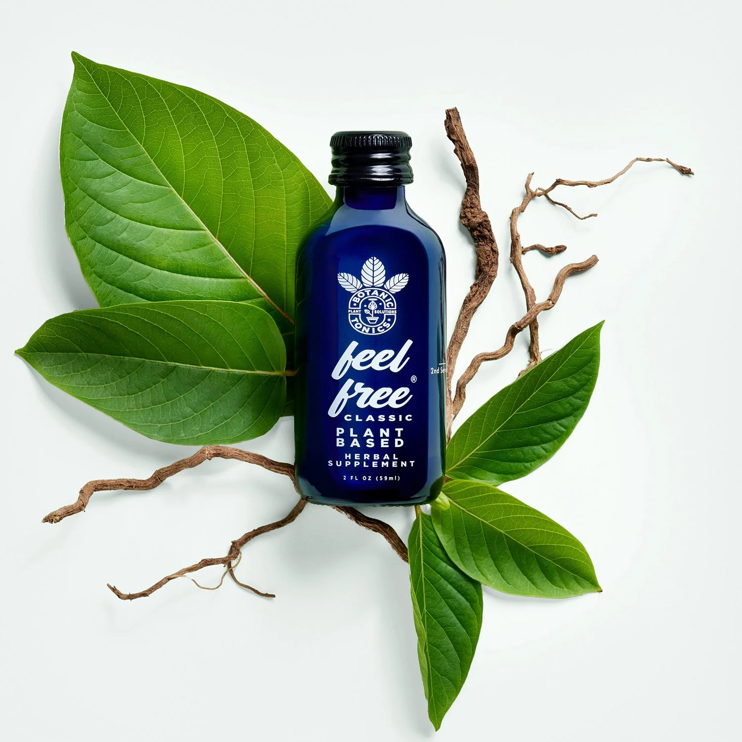 10_FEEL-FREE-CLASSIC-TONIC-KAVA-ROOT-KRATOM-LEAVES_0141_v2_white.jpg